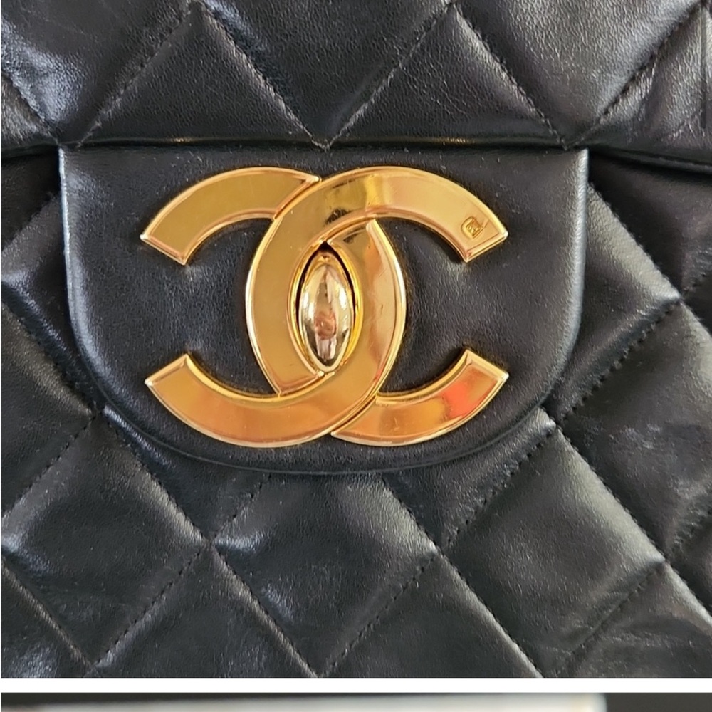 Chanel XL Jumbo Black Quilted Leather Bag - Picture 2 of 8